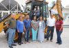 FORTALECE MELCHOR BUDARTH EQUIPO MUNICIPAL: ENTREGA NUEVA RETROEXCAVADORA EN OCAMPO