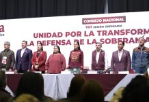 AMÉRICO VILLARREAL INTEGRA LA MESA DE HONOR EN LA VIII SESIÓN ORDINARIA DEL CONSEJO NACIONAL DE MORENA